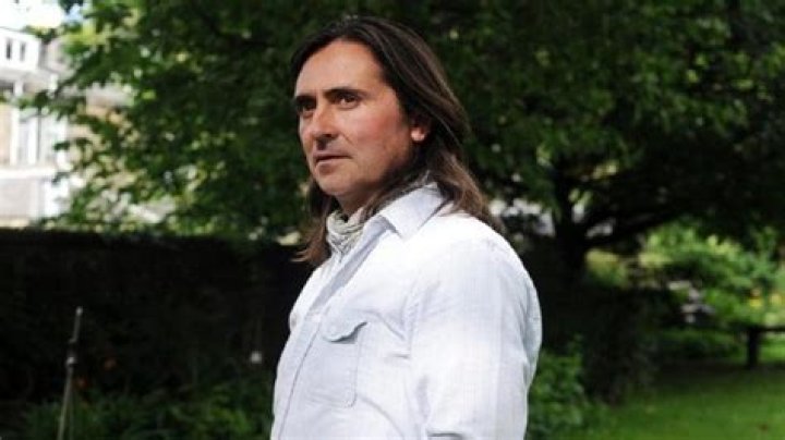 Neil Oliver Accident Death news Gone Viral Health 2023