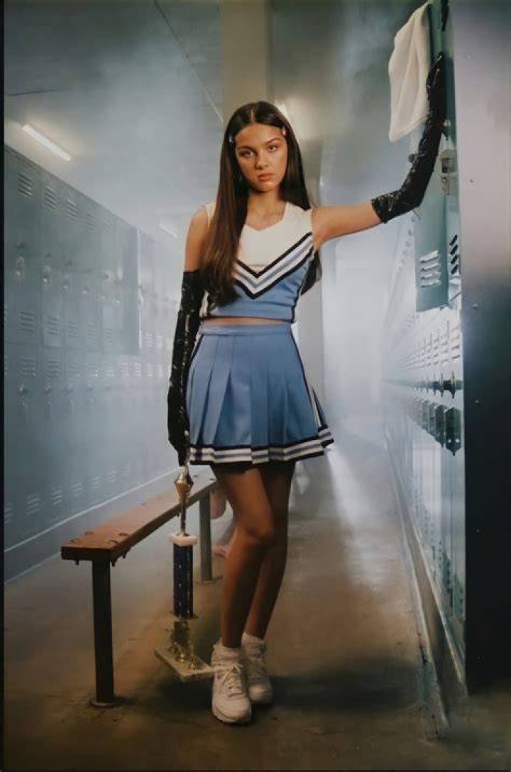 Olivia Rodrigo Sexy (7 Photos) Sexy Youtubers🔥
