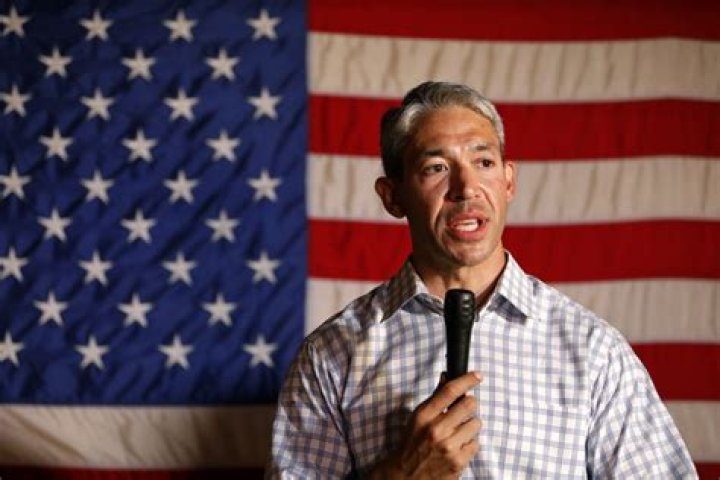 Once an Insurgent Challenger, Nirenberg Now the Embattled Incumbent