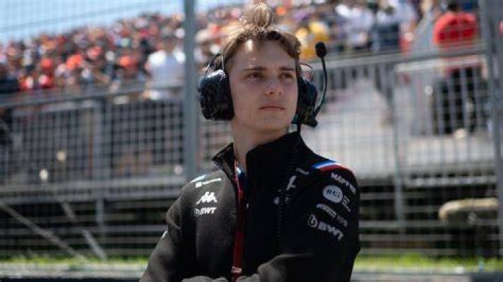 Oscar Piastri ends social media silence after his move to McLaren is confirmed