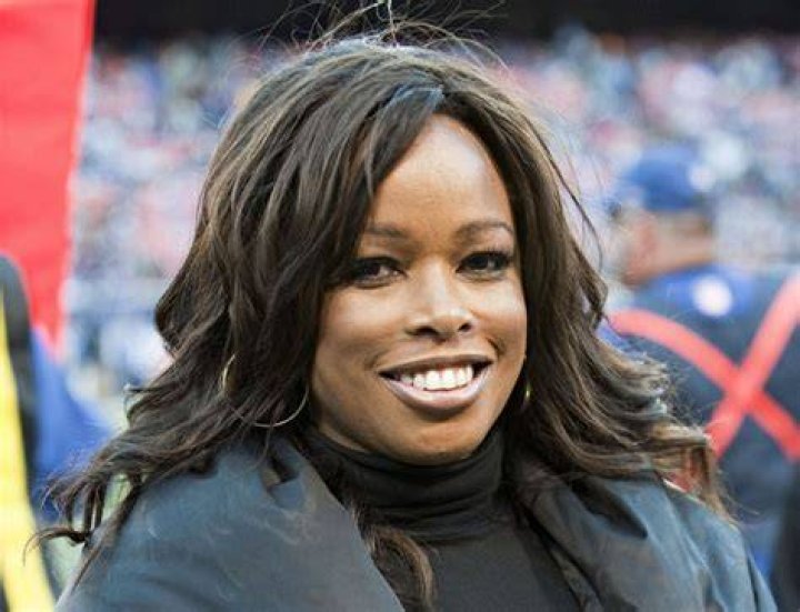 Pam Oliver Bio Age Parents Net Worth More Biographyany