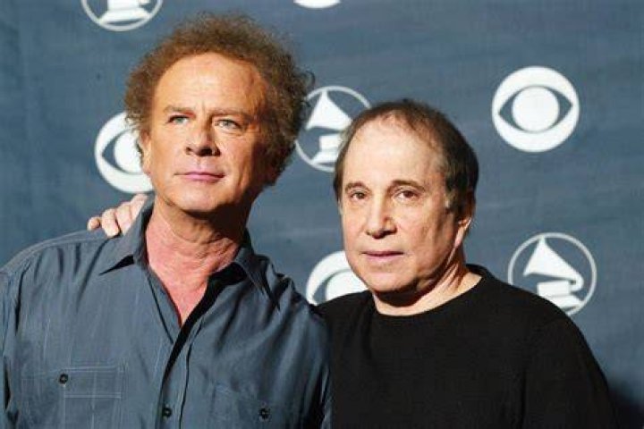 Photo Art Garfunkel et son épouse Kim à New York, le 19 septembre