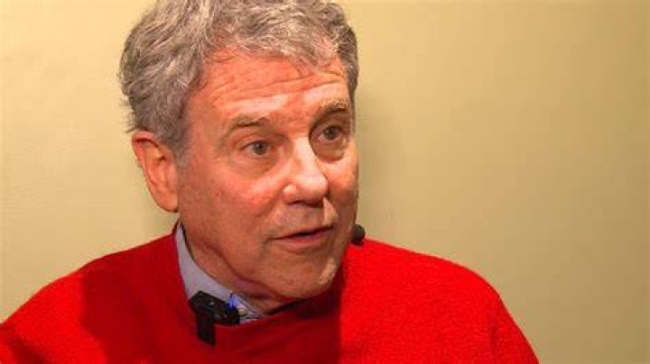[Politics] Sherrod Brown Embarks on the Race of His Life r/NYTauto