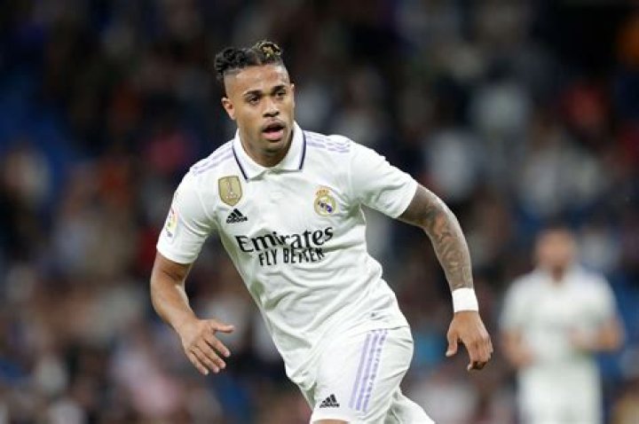 Pour Mariano Diaz, l&rsquo;OL r&eacute;clamerait 90 millions d&rsquo;euros