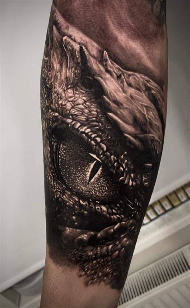 Realistic Tattoo Dragon tattoo art, Dragon head tattoo, Dragon tattoo