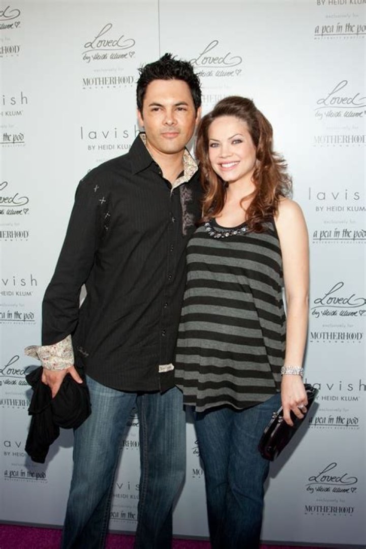 Rebecca Herbst Husband, Married, Net Worth, Children, Family, Weight