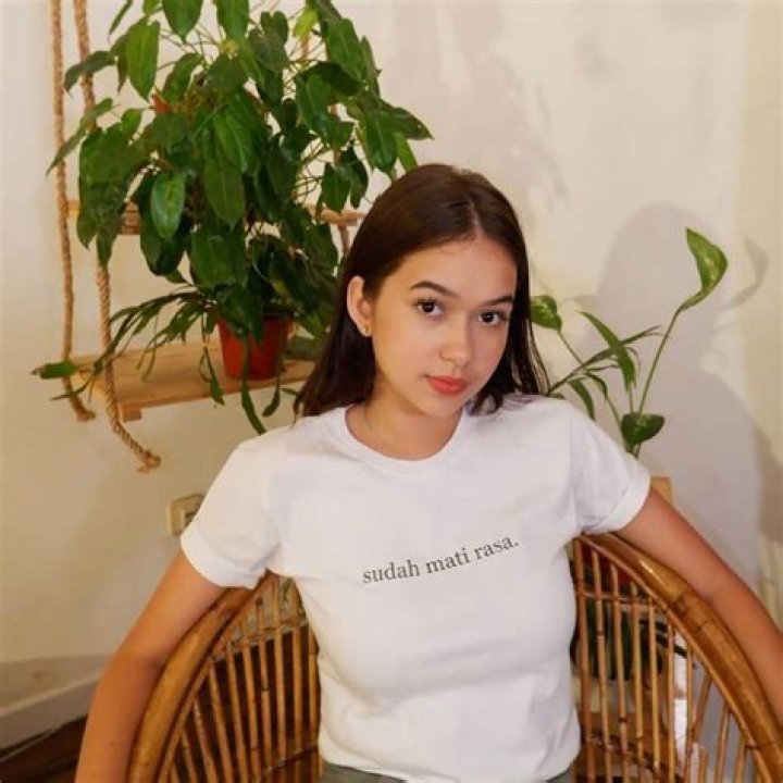 Rebecca Klopper Biodata, Profil, Fakta, Umur, Agama, Pacar, Film, Karier