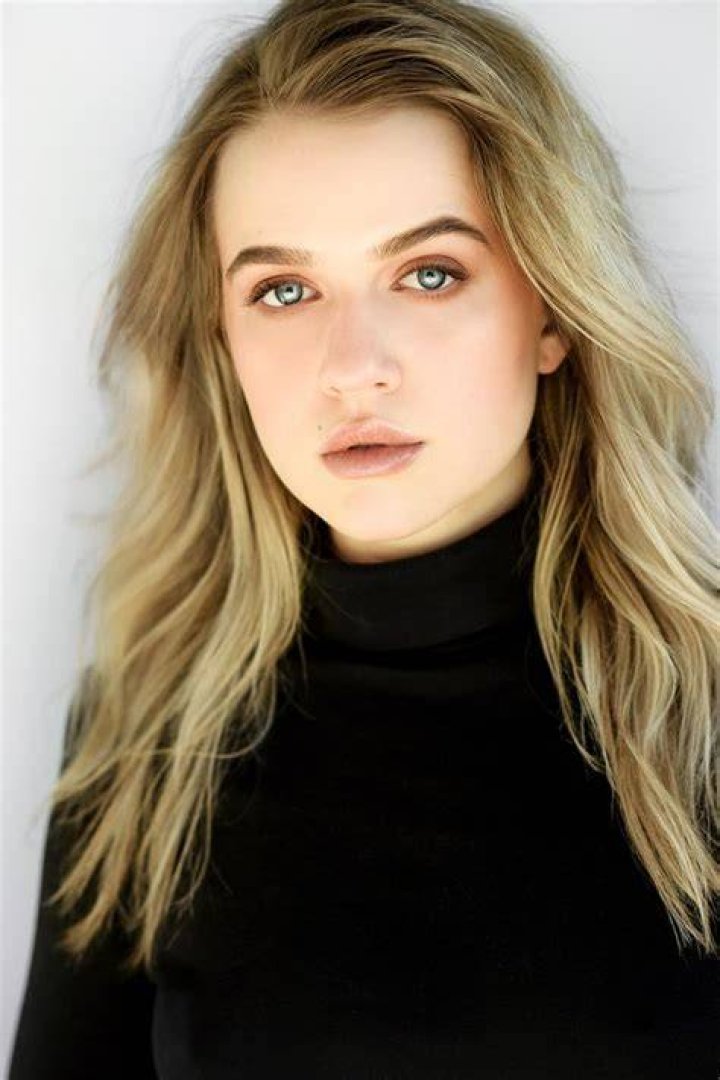 Roan Curtis IMDb