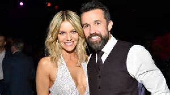 Rob McElhenney Siblings Does Rob McElhenney Have Siblings