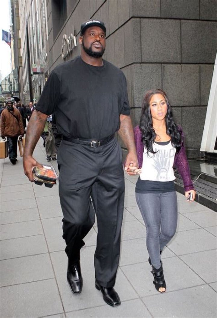 So Shaq and his wife were seen together.. r/pics