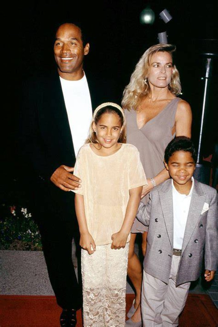 Starhooks * * * O.J. Simpson and Nicole Brown Simpson's Kids Where