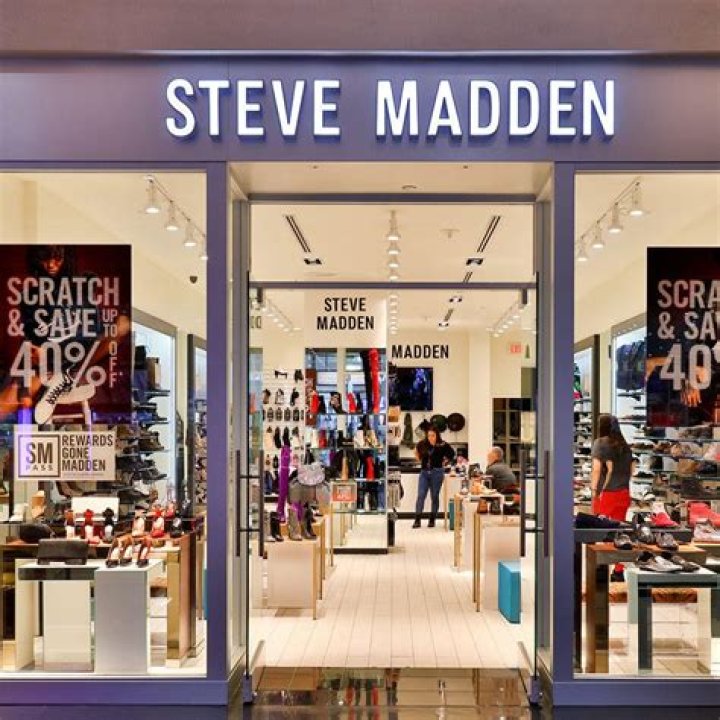 Steve Madden Miracle Mile Shops