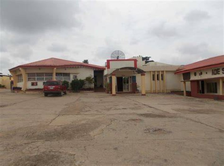 Suite Room In Ade Super Hotel Ondo In Ondo Town, Ondo 311608
