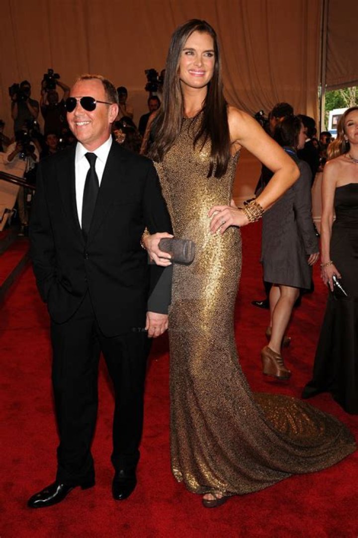 Tall Brooke Shields by TallGirlFan on DeviantArt