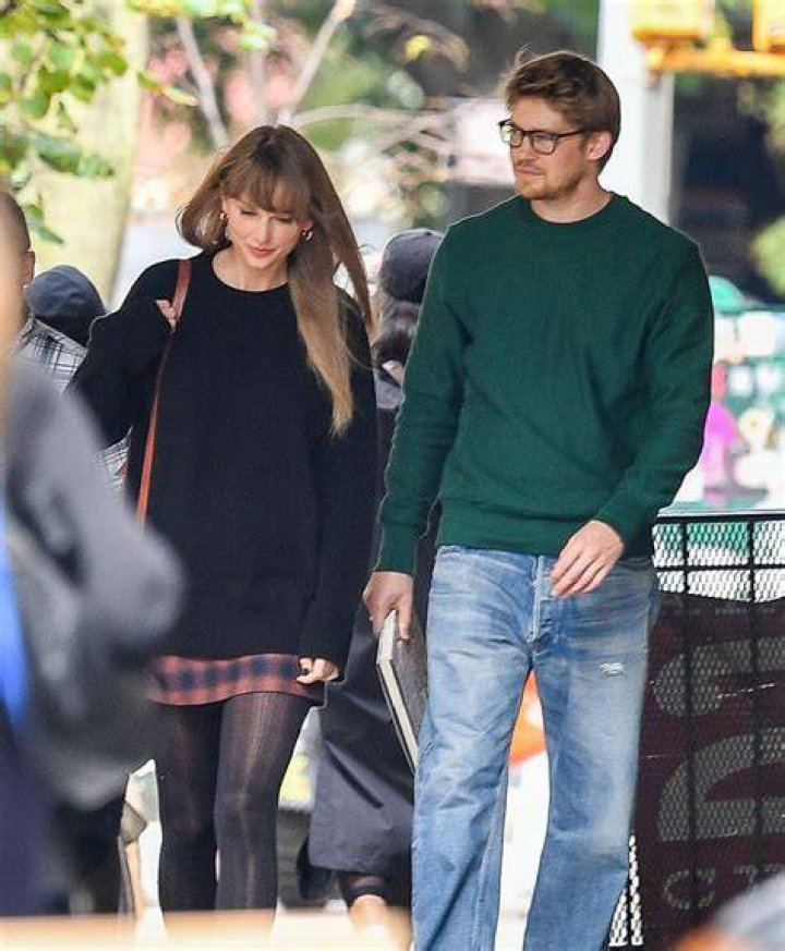 Taylor Swift and Joe Alwyn Breakup Explained ‘His Main Goal Is Privacy,’ Says Celebrity Psychic