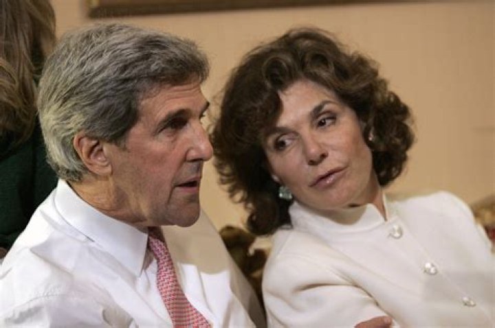 Teresa Heinz, John Kerry's Wife 5 Fast Facts
