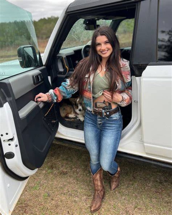 Unveiling Hannah Barron's Net Worth: Discoveries And Insights
