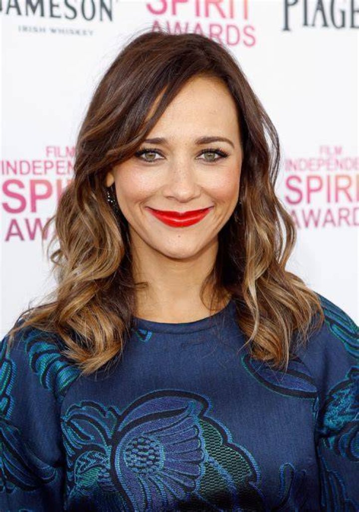 Unveiling Rashida Jones: A Journey Of Memorable Roles And Social Impact
