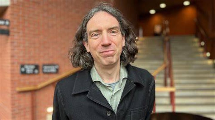 Unveiling The Depth And Impact Of Gary Lightbody In Music