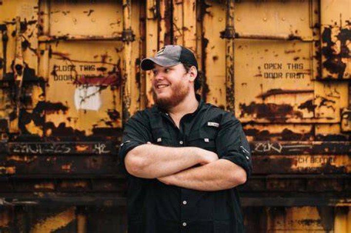 Unveiling The Truth: Luke Combs' Death Rumors Debunked