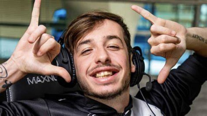 What is kennyS Net Worth 2023 Wiki, Age, Weight, Height, And More