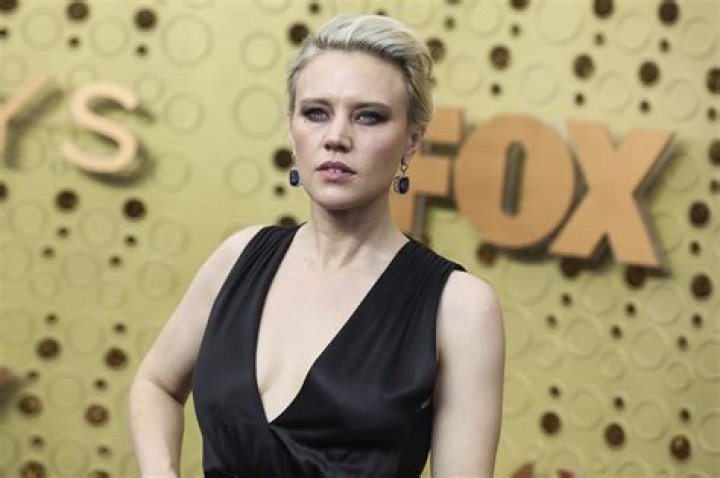 Who Is Alluring Kate McKinnon Son? Kids Spouse And Family
