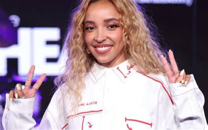 Who Is Tinashe R&B Sensation Tinashe Talks About Her New Album, Aquarius