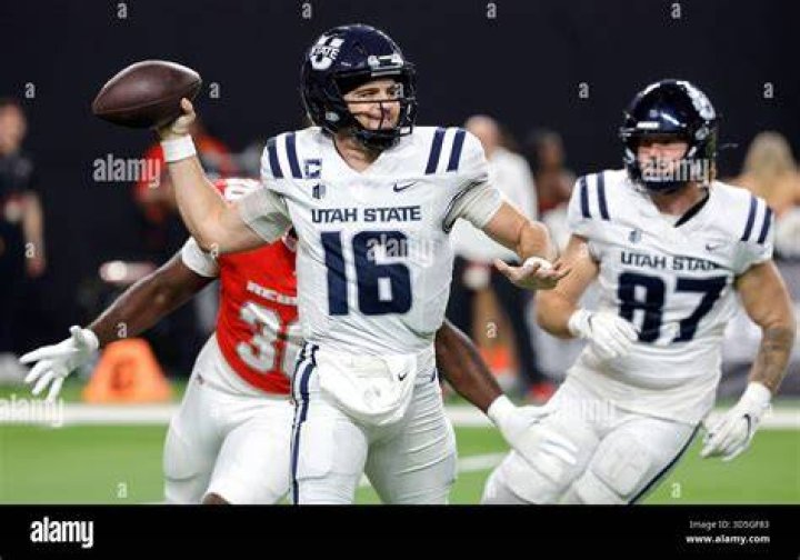 Wife Of Utah Quarterback Bryson Barnes Going Viral Before Kickoff The