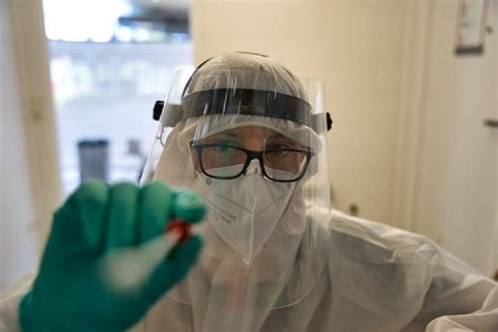 Wunstorfer Johanniter bei Aufbau und Betrieb von Covid Testzentrum am